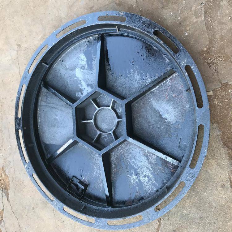 70×80古力盖0D400重型铸铁井盖马路0窨井盖铁圆形球03墨铸井盖