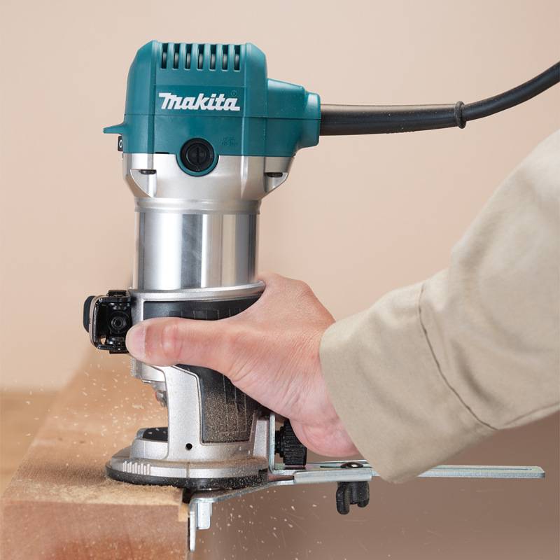 makita牧田RT0702C木工修边机3709家用电动雕刻机M3700B开槽机