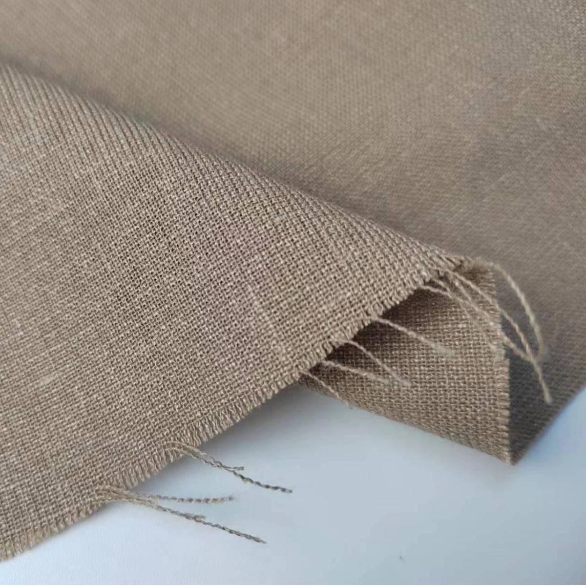 OMT高定羊毛麻混纺精纺布亚料梭织强垂坠卡其色捻时装面料现货直