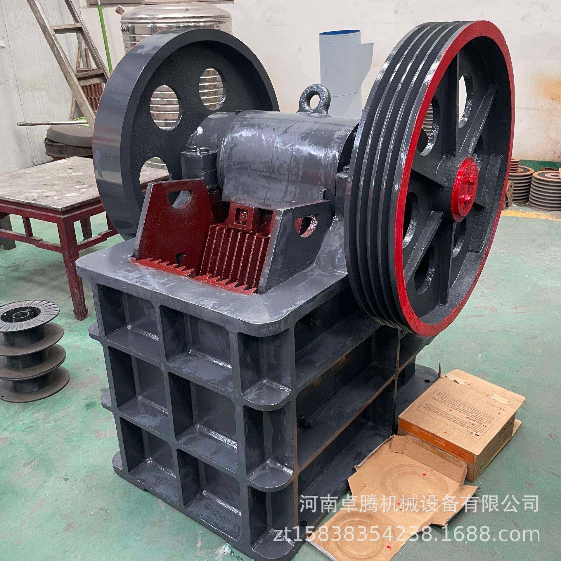 小型岩石粉碎机鹅卵石鄂式破碎机石头粗碎机再生混凝土骨料碎石机,机械设备,破碎机,淘宝优惠券,粉丝福利购,淘宝优惠卷