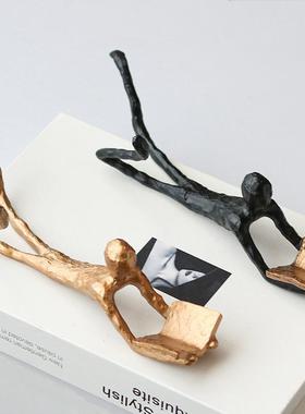 简约轻抽象人物雕趴姿读SOG塑书奢人摆客厅酒件柜艺术高档摆设装