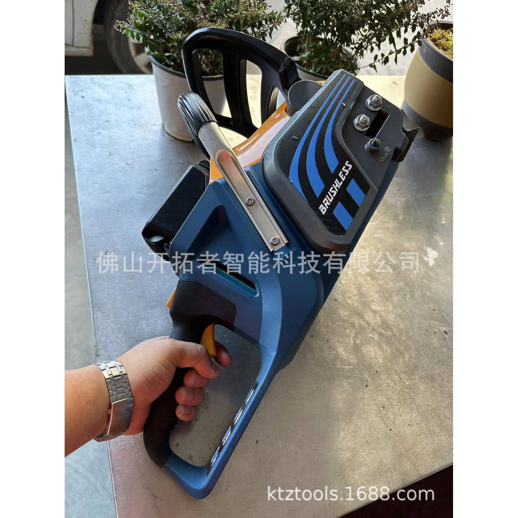 锯丸崎WQ6WQ60V0V锂电锯60V大功率电链锯手式树伐提木户外砍机16