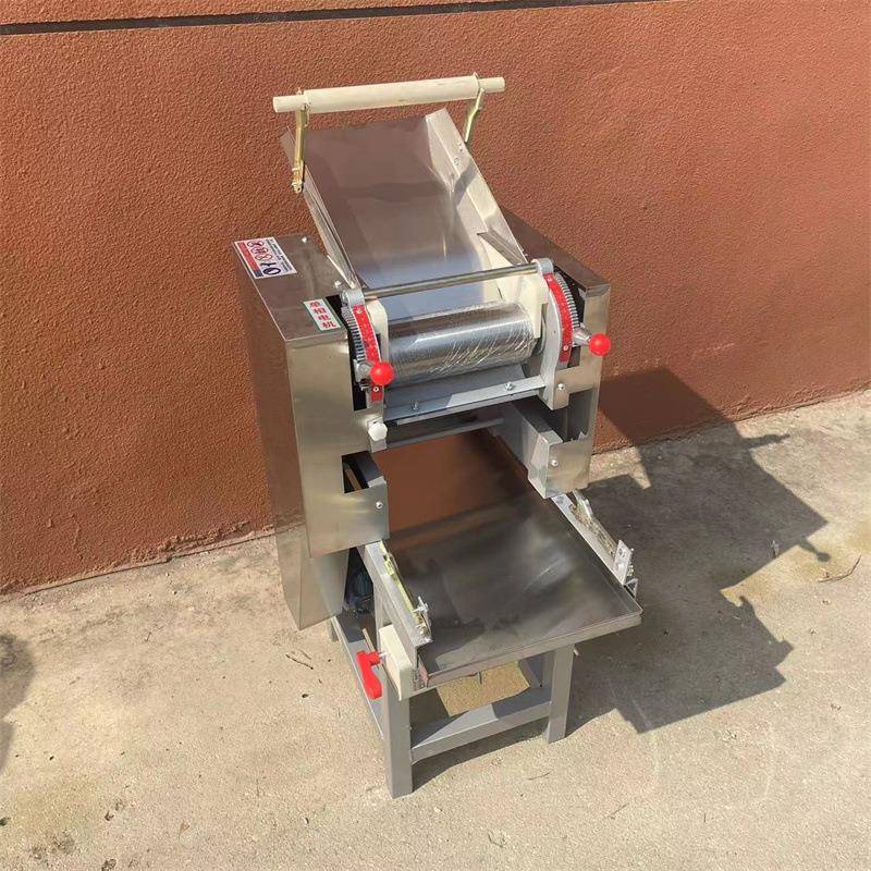 小型圆面面条机PYX鲜面条动机自湿压面机全自动面条机厂家现货