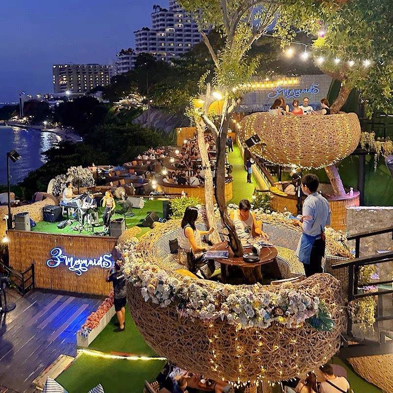 网红鸟巢卡座藤编树上窝沙发户造型打OEW卡餐鸟桌道景观民宿外海