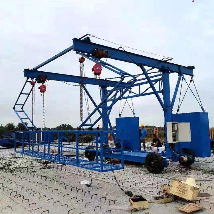 高速公路防撞墙护栏台车吊篮升降可调节移动式安全操作小车