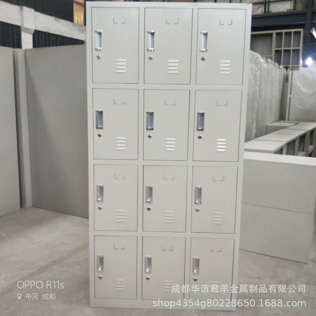 十二门钢制员工更衣柜直销