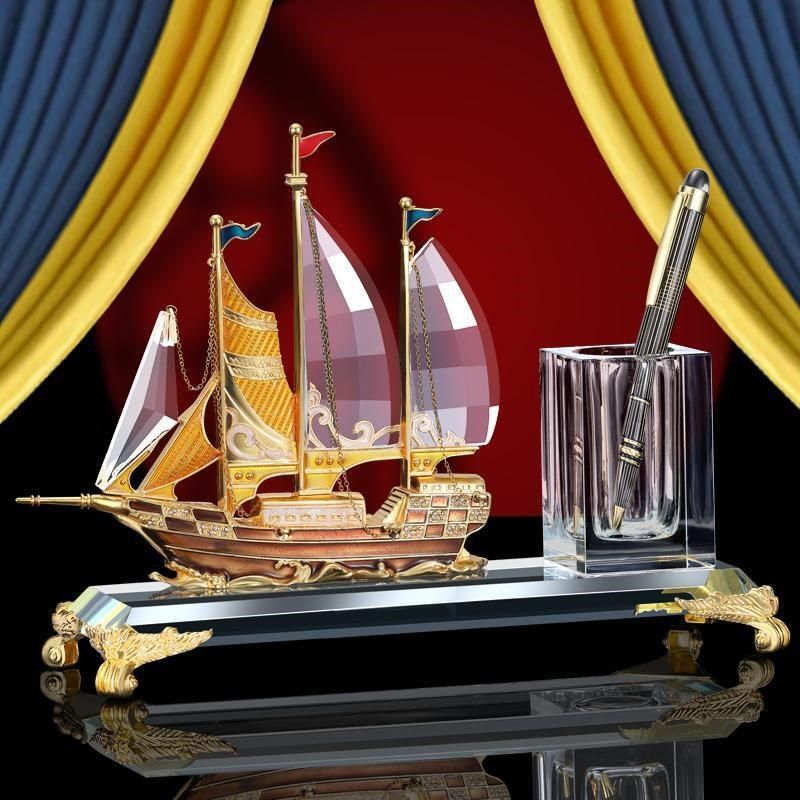 水晶玻璃笔筒办公桌桌面摆件创意艺术老板办公室背景柜摆件装饰品