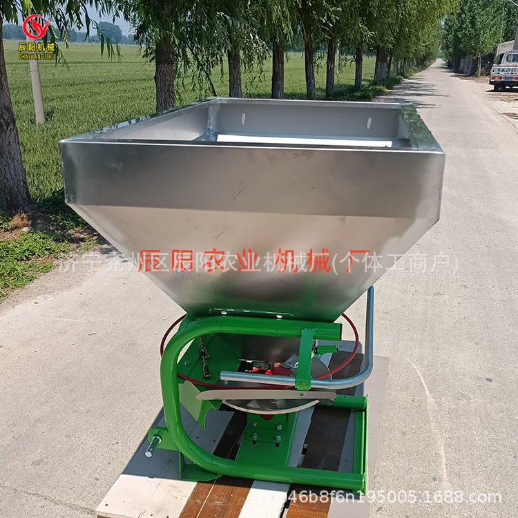 新型插秧机撒肥机撒肥料神器不锈钢撒播农用多功能扬肥机