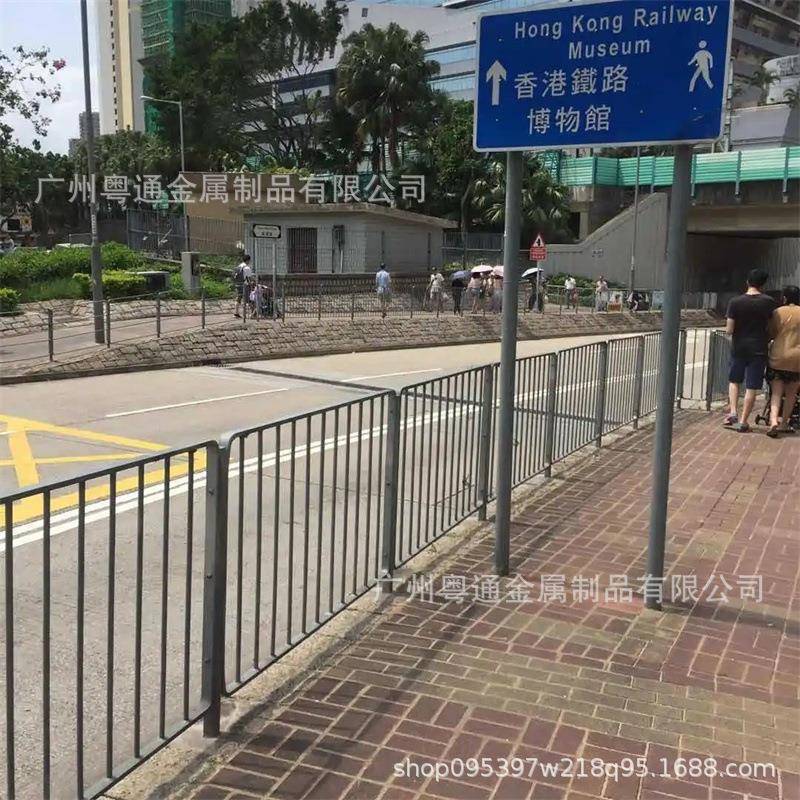 工护厂直销GSHL-03现货镀锌方管栏标热镀锌浸港式护栏道路塑两侧