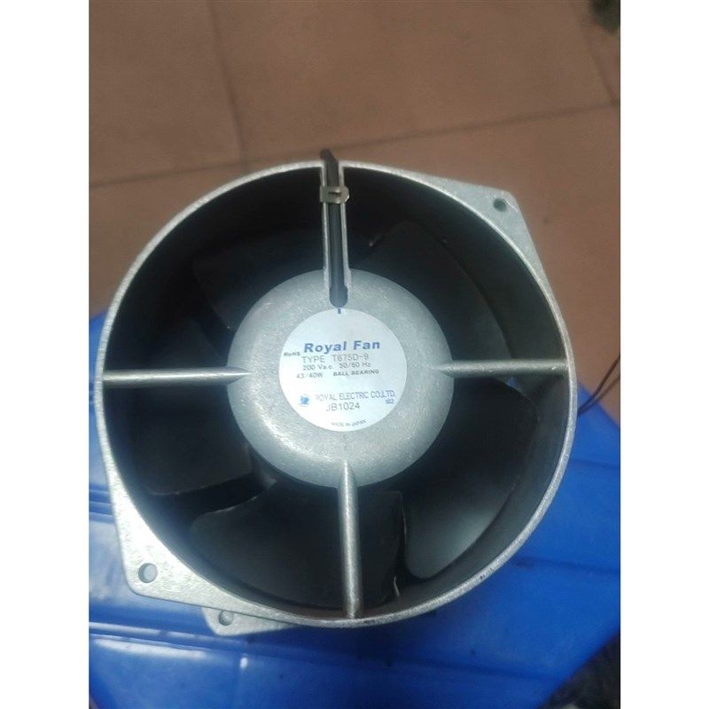 日本原装Royal Fan TYPE T675D-9 电压2
