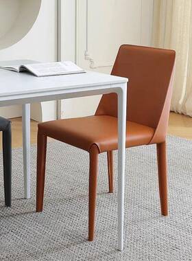 意马鞍椅家用餐厅现代轻岛极台椅子设计师简奢凳子式风马鞍VHZ皮