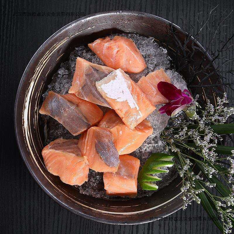 2斤冰鲜三文鱼边角料新鲜碎肉去皮去骨净肉宝宝辅食鱼肉