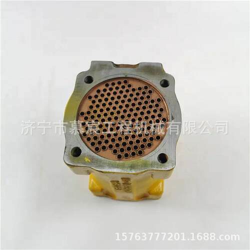 卡特C15 C18机油冷却器挖掘机发动机零件133-0125 4W6043
