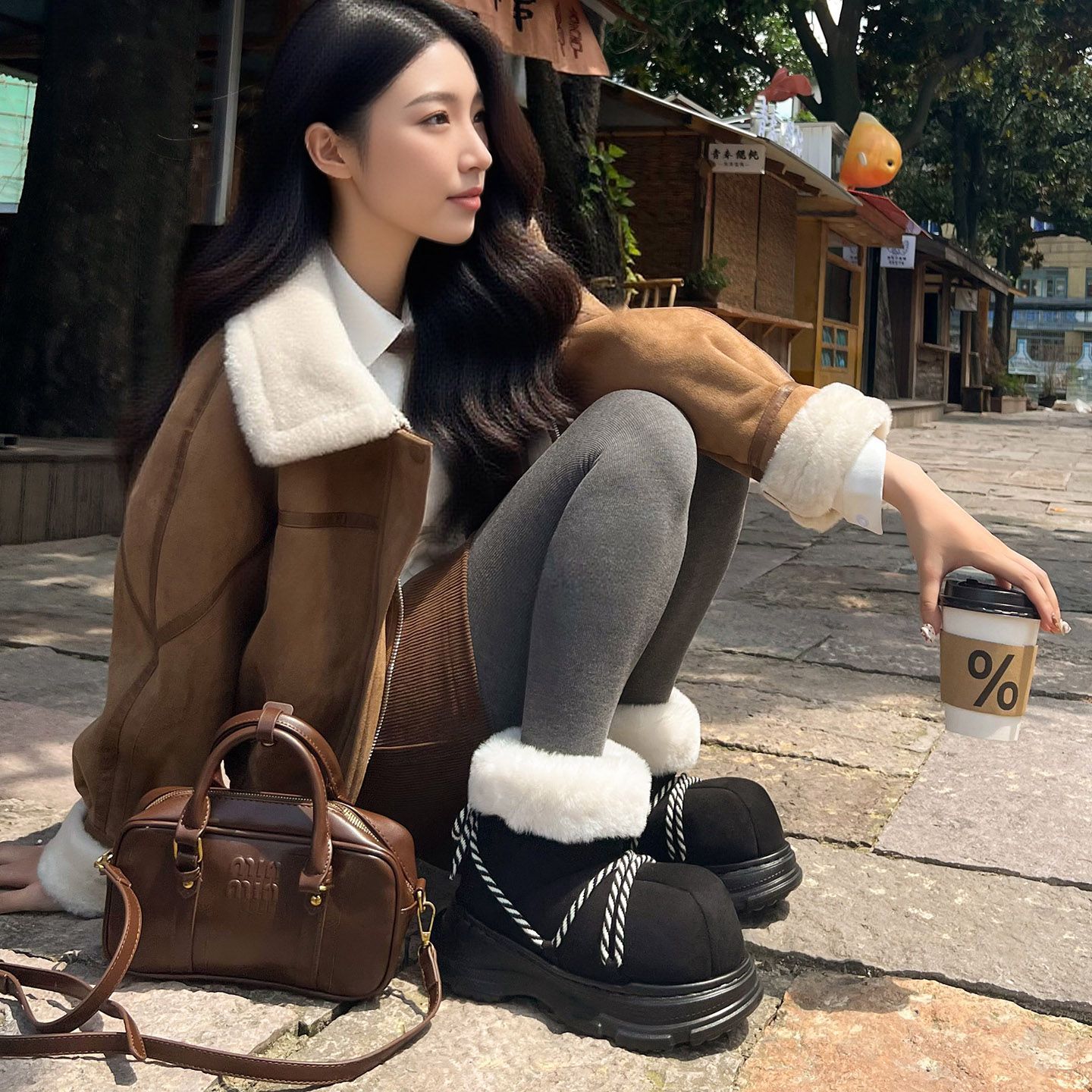 周冬雨同款2025新款厚底雪地靴女