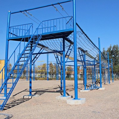 地面拓展设备儿童游乐设施户外毕业墙信任背摔大型团建研学文旅