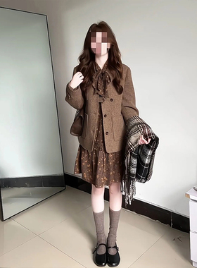 韩系复古棕色毛呢西装外套+蝴蝶结系带碎花长袖连衣裙套装女秋冬