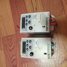 台达变频器VFD002L21A(底壳有已出裂缝见图6),VF