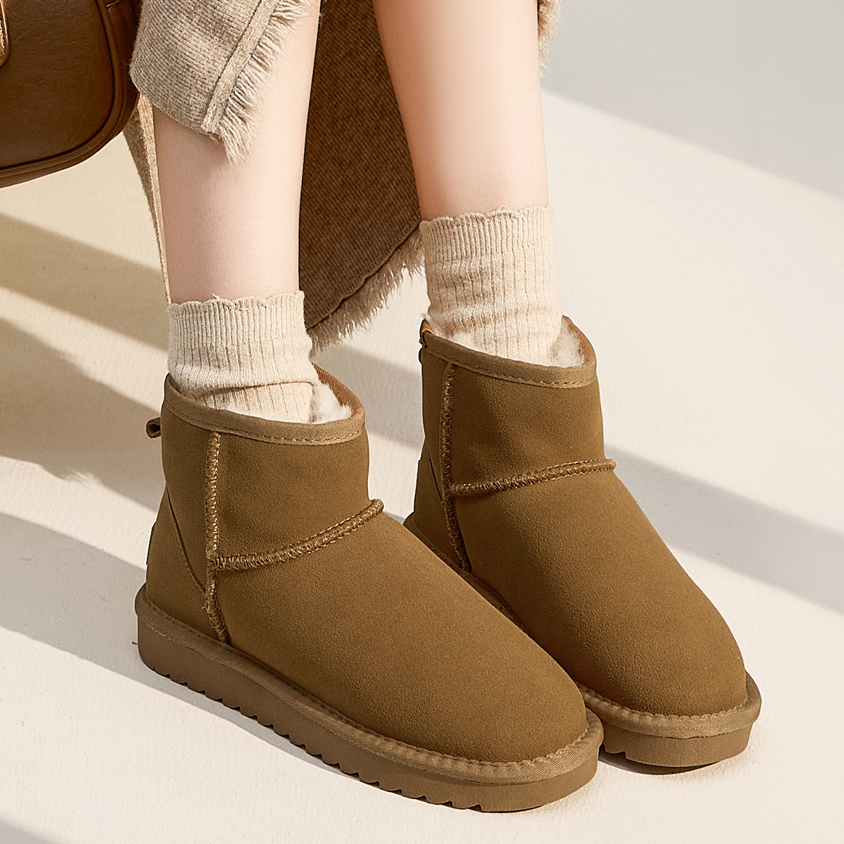 2025年款牛皮雪地靴女加绒加厚