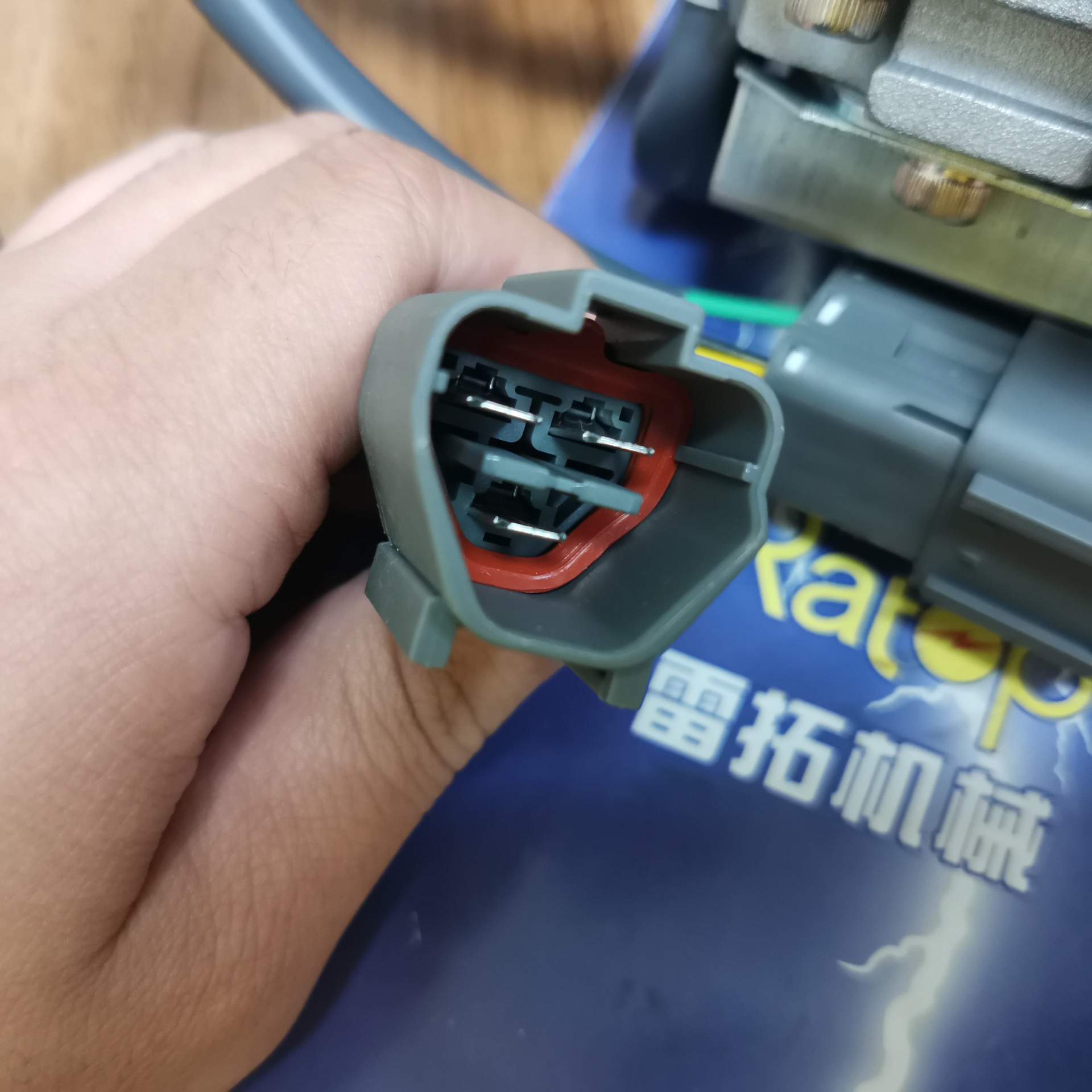 挖掘机油门电机 PC200-6 油门马达 7834-40-2000 7834-40-2002