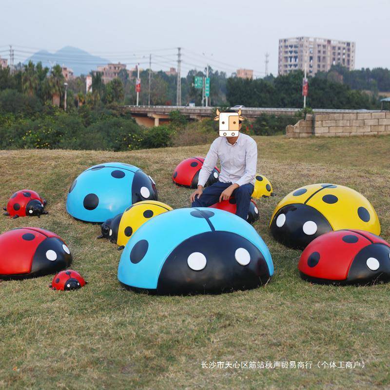 卡通璃瓢539虫摆件户外玻钢虫雕塑园林景观小区幼儿商场昆装饰园