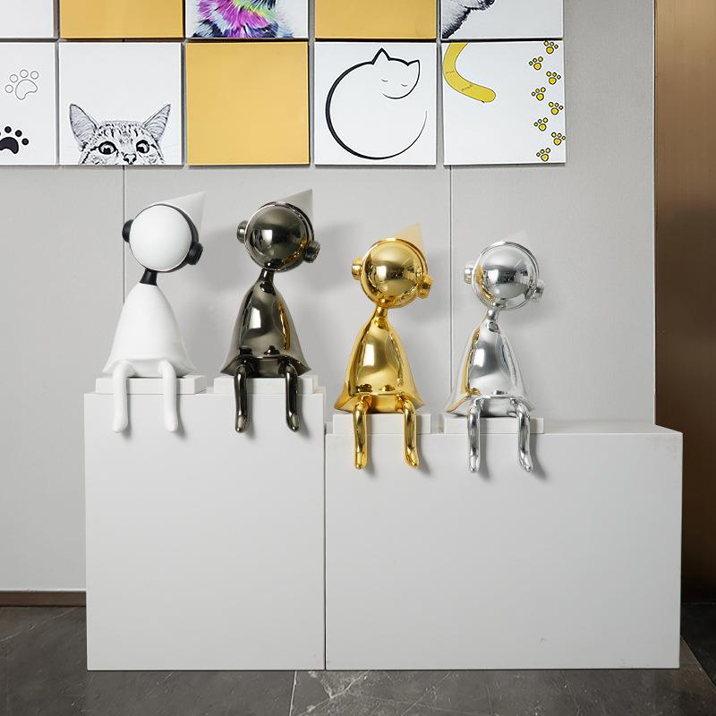 卡面通潮玩公仔纪念碑雕谷饰YLX人物装塑客厅样板间儿童房桌艺术