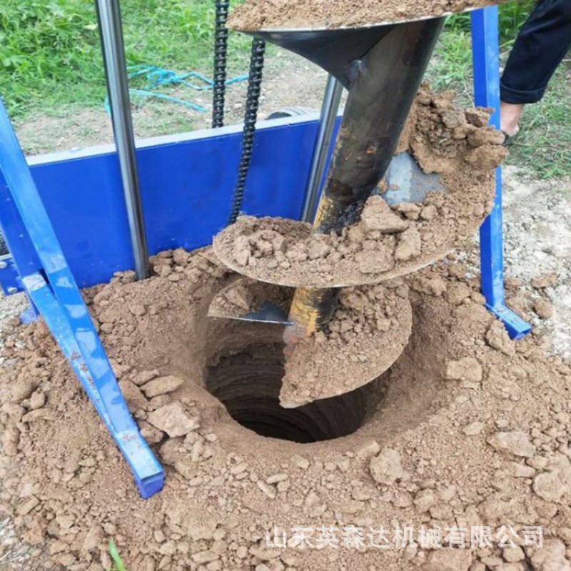 山地茶园光伏桩钻孔机园林汽油挖坑机小型螺旋打洞机英森达热销