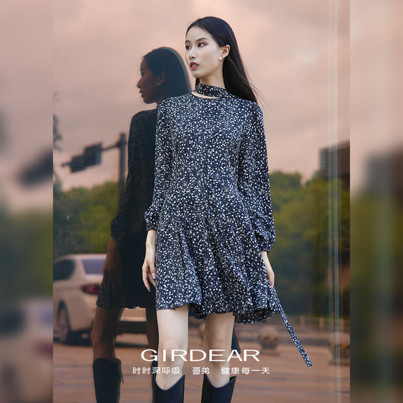 Girdear/哥弟时尚气质裙子法式腰果花长袖连衣裙（附腰带）150047