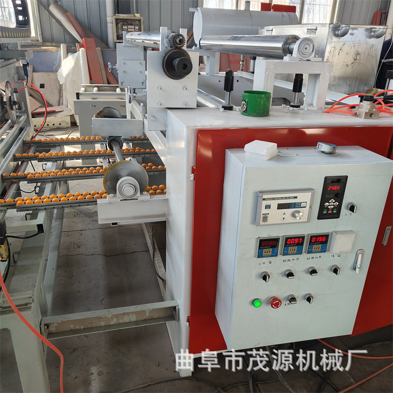 EVA泡棉双面胶离型纸复合机
