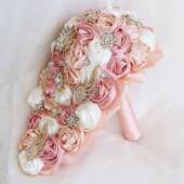 手花水钻瀑布浪漫手花BYP新娘伴娘结教婚捧花堂礼装 婚饰P捧B719B