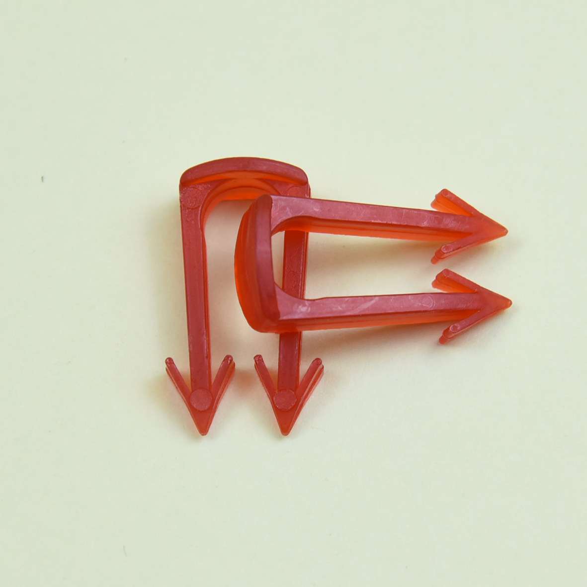 高强度地暖专用卡钉【黑 红 白】大量现货