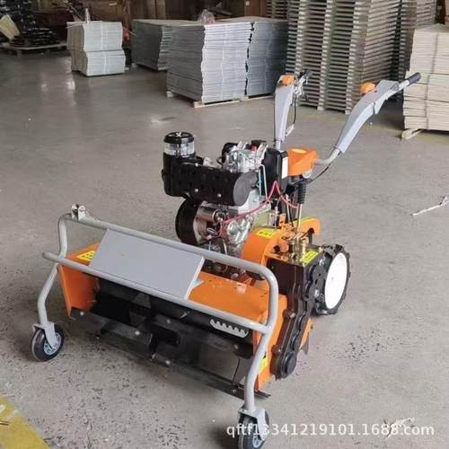 四驱除草旋耕机173风冷柴油自走式松土碎草机果园农场打草锄草机