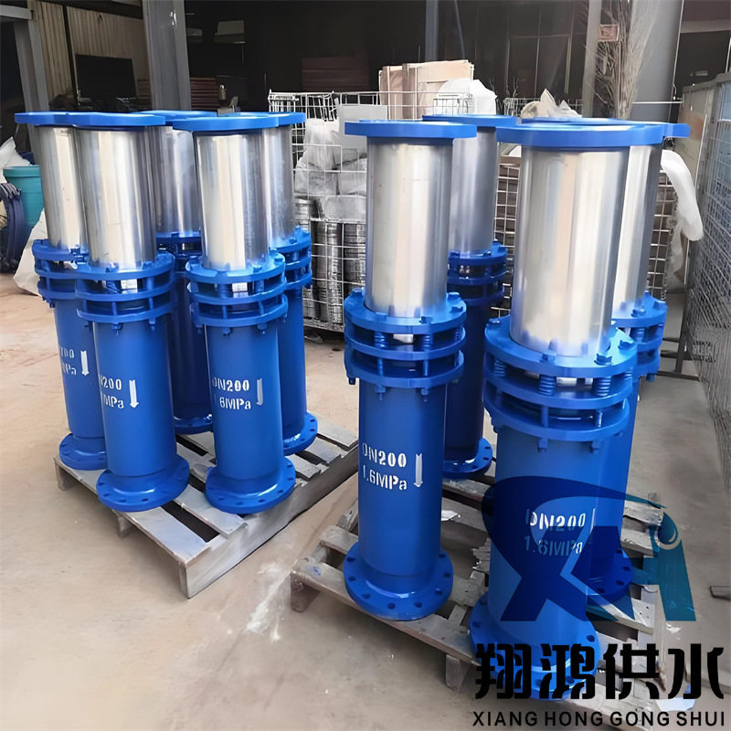 法兰式蒸汽管道套筒补偿器 热力管道专用耐高温快速接头套头蓝色