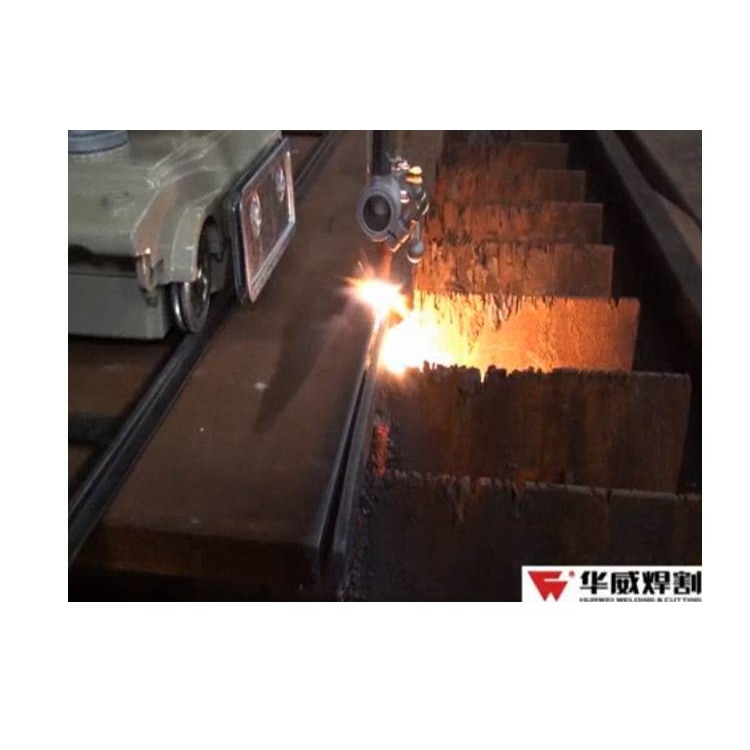 上海华威CG1-30/100半自动火焰切割机小乌龟改进型割圆跑车等离子