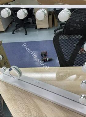 好莱坞l2ed式化妆镜英台式梳妆镜1灯泡带灯卧室台桌LIU面镜规插头