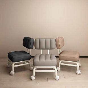 滑滑轮子小凳带万向EMI轮学步凳子家用懒人轮板美缝小椅子凳轻便