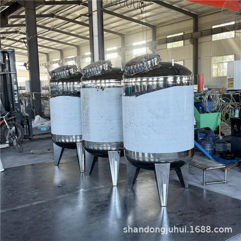 小型无品牌/式镜立面罐水304不锈净储蓄罐无菌蒸钢馏水储备设备
