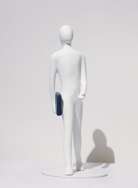 现代简约白色雕塑抽象人物拿书摆件家居样板房酒店玄关装饰品