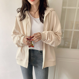 奶黄色连帽开衫外套女2021春秋季韩版白色薄款卫衣女学生休闲上衣