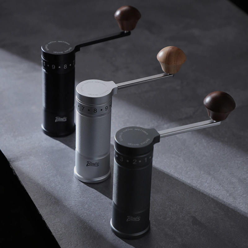 冰刀M01手摇磨豆机咖啡豆研磨机手磨咖啡机手动意式手冲咖啡器具