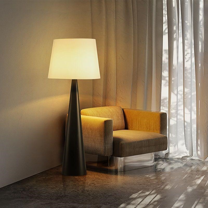 落地灯卧室高级感北欧落地灯意式蘑菇灯卧室书房装饰民宿家用客厅