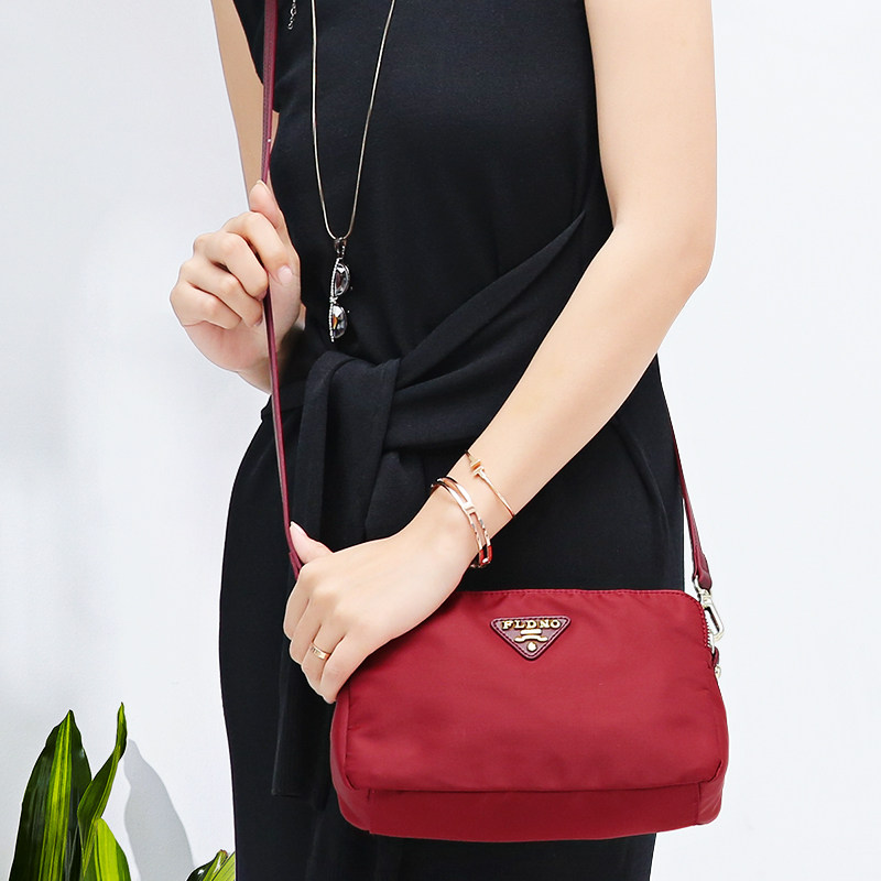 时尚百搭小方包女包单肩包迷你手提包手机包尼龙包包轻便小斜挎包,箱包皮具/热销女包/男包,通用款女包,淘宝优惠券,粉丝福利购,淘宝优惠卷