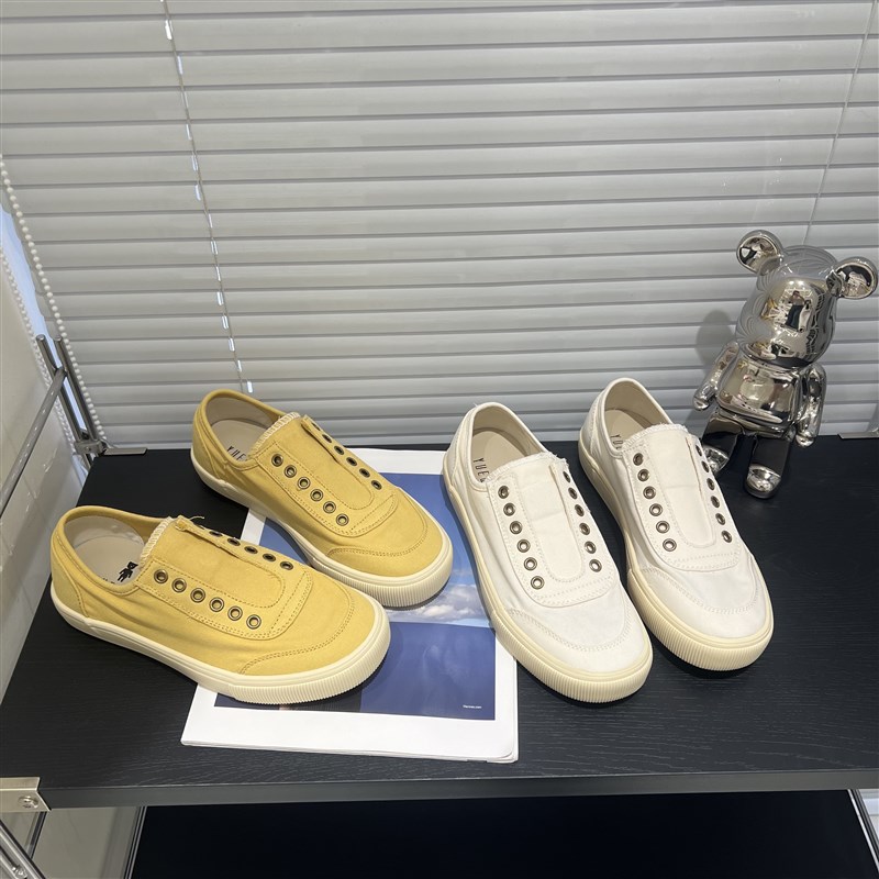 悦薇高品质女鞋一脚蹬女平底韩版套脚百搭运动休闲帆布休闲鞋女