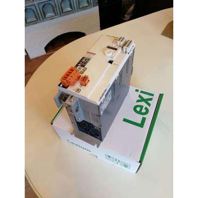 伺服LXM32MD30M2驱动器30A RMS峰值电流单相230V