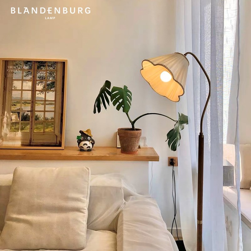 百褶花朵落地灯网红设计感艺术氛围灯具高颜值客厅沙发边角装饰灯