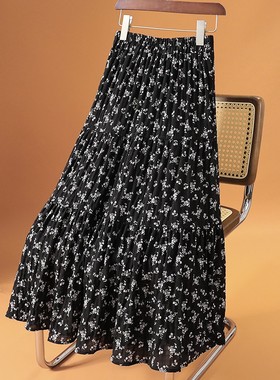 黑色碎花半身裙女2024年春秋新款显瘦遮胯肌理垂感高腰a字中长裙