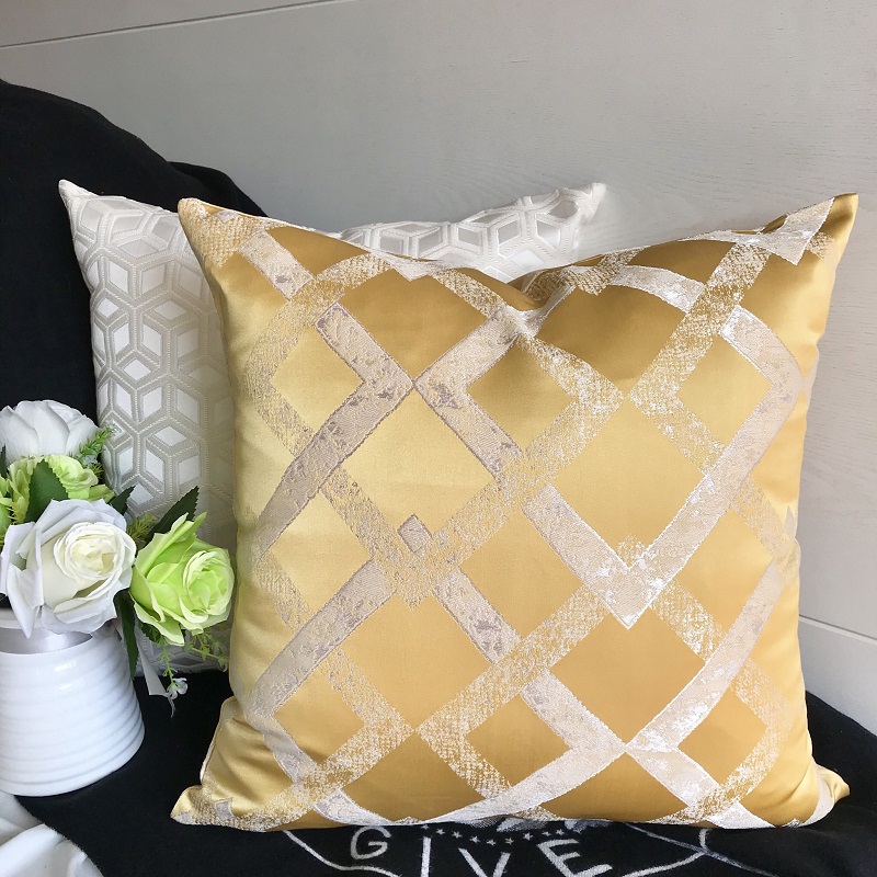 现代客厅沙发橙色黄色抱枕套床头腰枕靠垫罩美式轻奢靠枕55x55cm