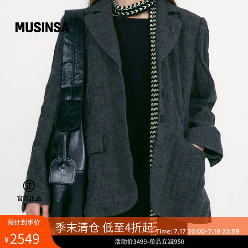 简约垂感设计通勤百搭西装