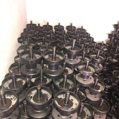 雷沃RG50/60/70收割机配件原厂支重轮总成