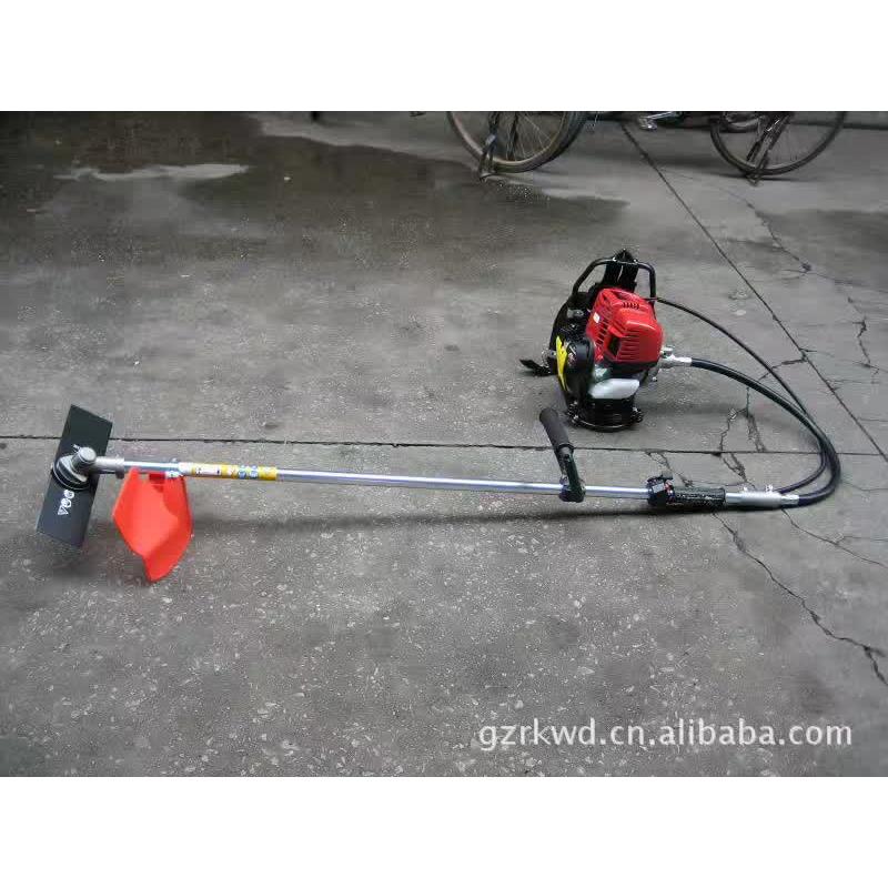 南背式汽割草机大功率汽油机二河冲程割负QKI灌机家用油割草机厂