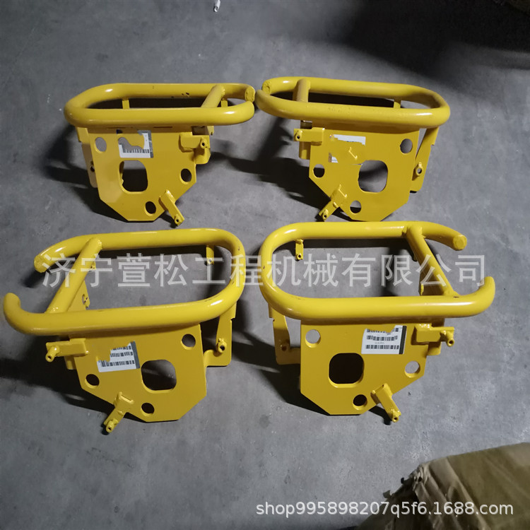 ZD220-3中联推土机配件TY230.60.26溢流管